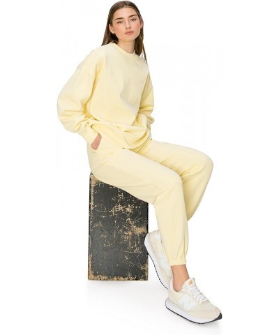 Women's Premium Cloud Fleece Sweatpants - Drawstring Elastic Waist Soft Cozy Casual Pants Lemongrass Yellow $26.95 Activewear