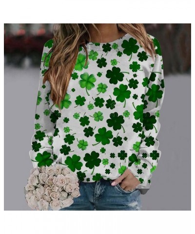 St Patricks Day Shirt Women Lucky Shamrock Graphic Long Sleeve Crewneck Sweatshirts Soft St.Patricks Day Gift For Women 18-gr...